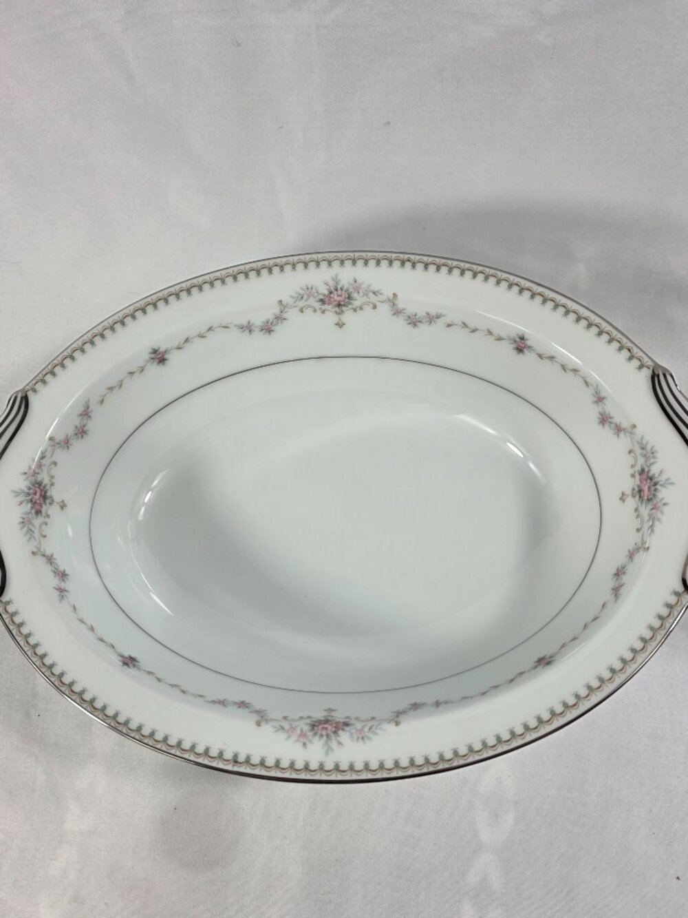Noritake Fairmont Oval Serving Bowl 10 Inch White with Pink Roses & Gren Dots
